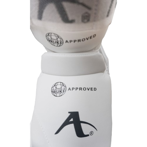 Espinilleras con Empeineras Blancas Aprobadas WUKF